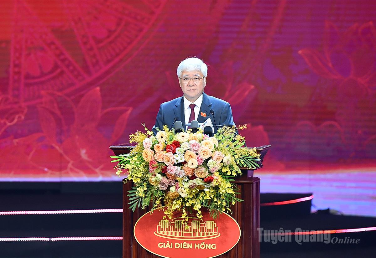 Đồng chí Phó Chủ tịch Thường trực Quốc hội Đỗ Văn Chiến phát động Giải Diên hồng lần thứ năm.