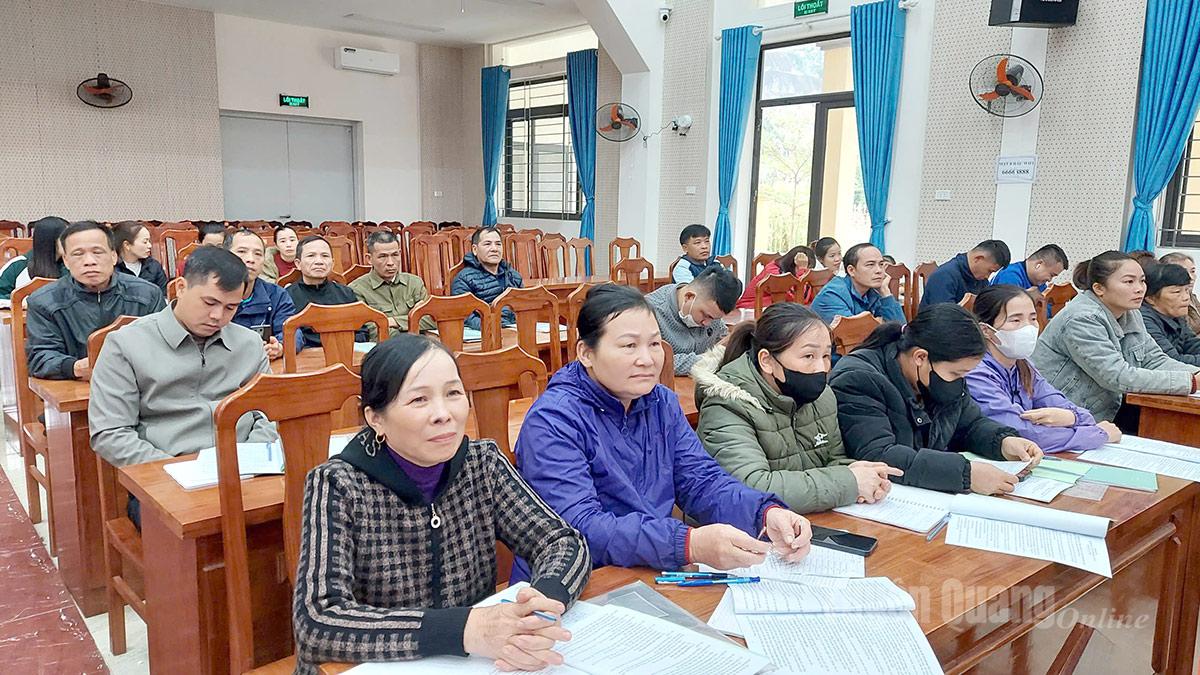 Các học viên tham gia lớp tập huấn tại xã Chiêm Hóa.