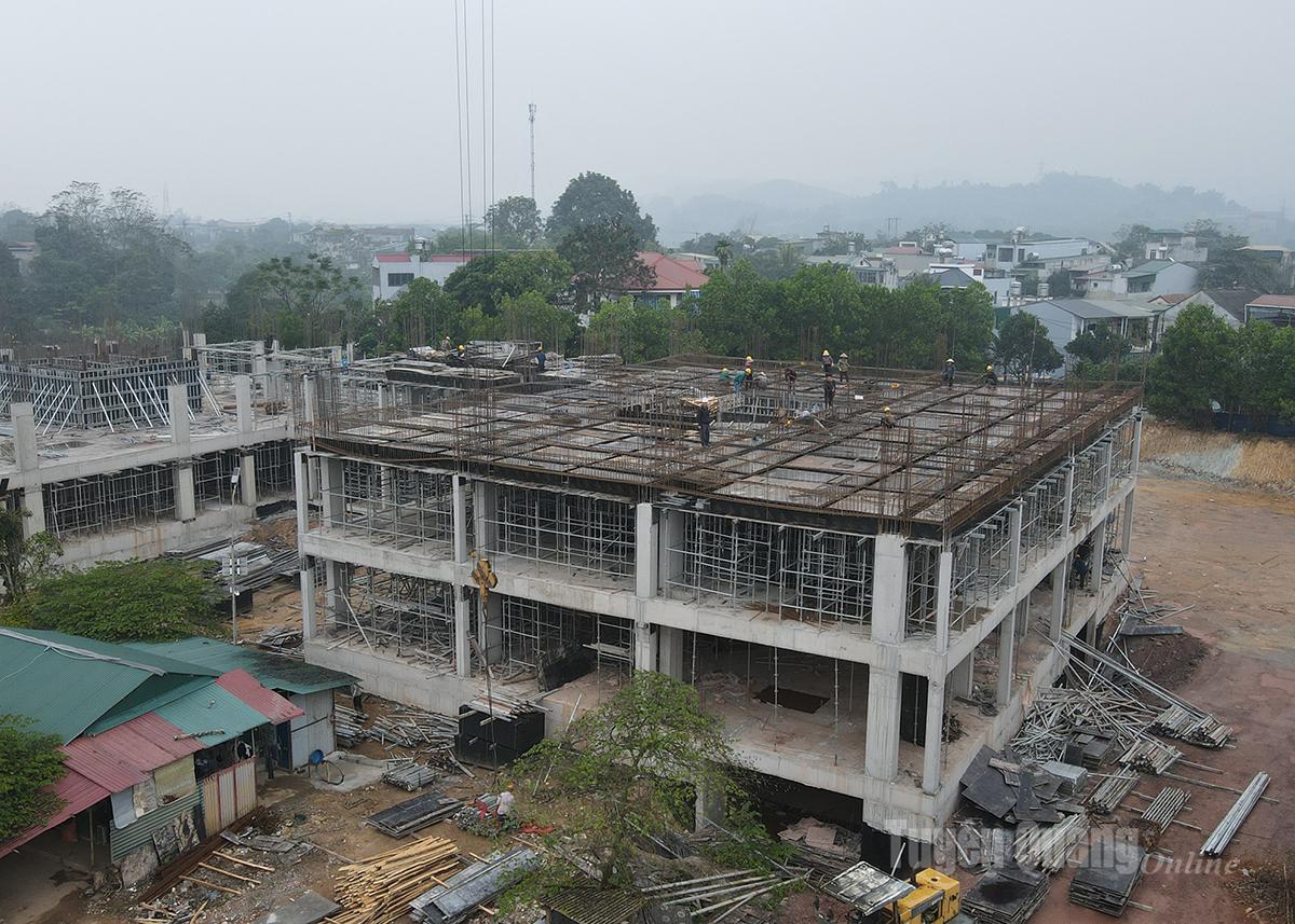 Construction progress at the social housing urban area in Minh Xuan Ward has been accelerated by both the investor and the construction unit.