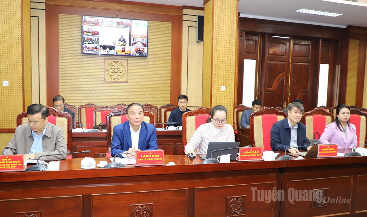 Các đại biểu dự hội nghị tại điểm cầu Tỉnh ủy Tuyên Quang