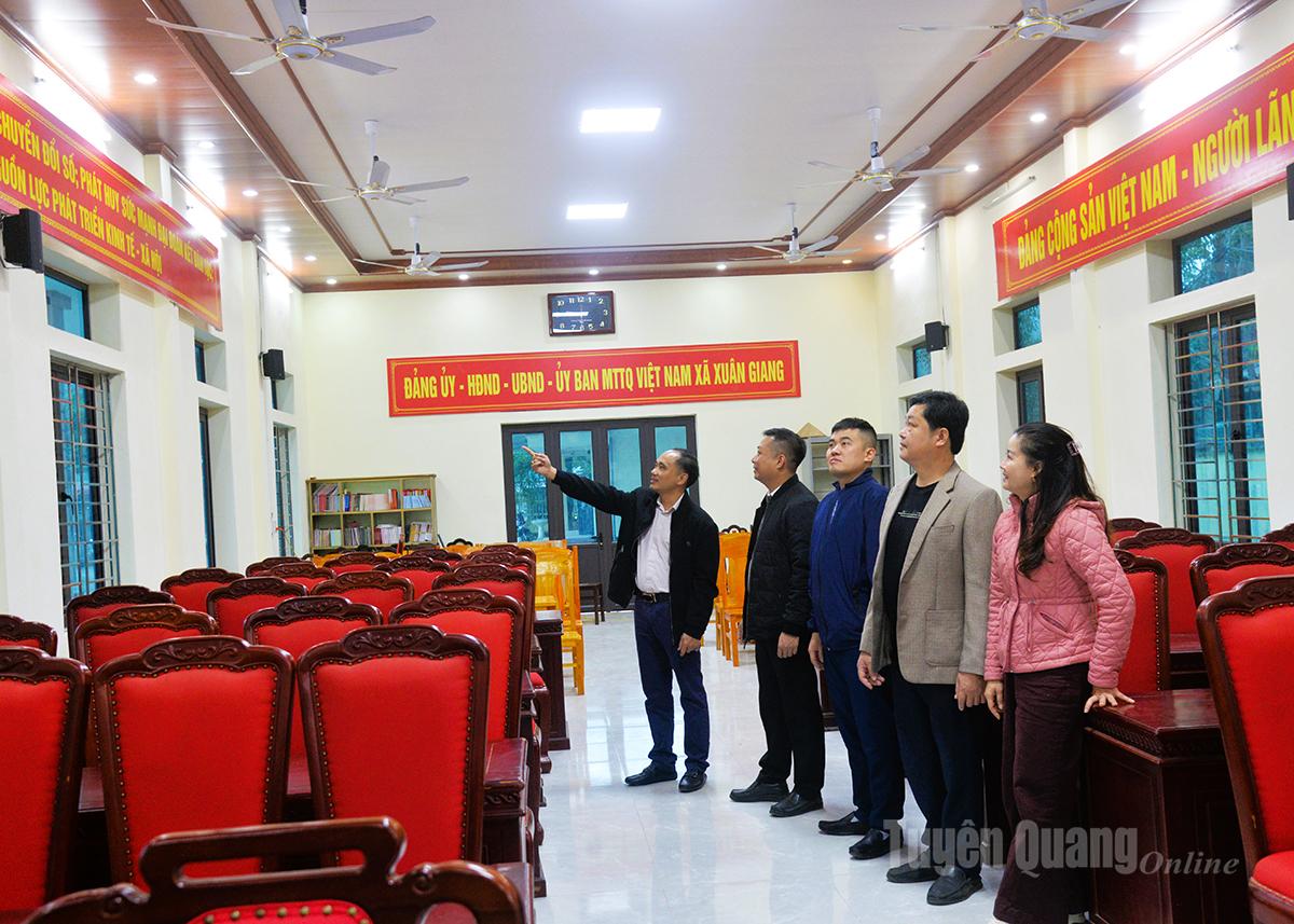 Việc hoàn thiện các thiết chế văn hóa ở cơ sở, giúp xã Xuân Giang nâng cao các tiêu chí Nông thôn mới.