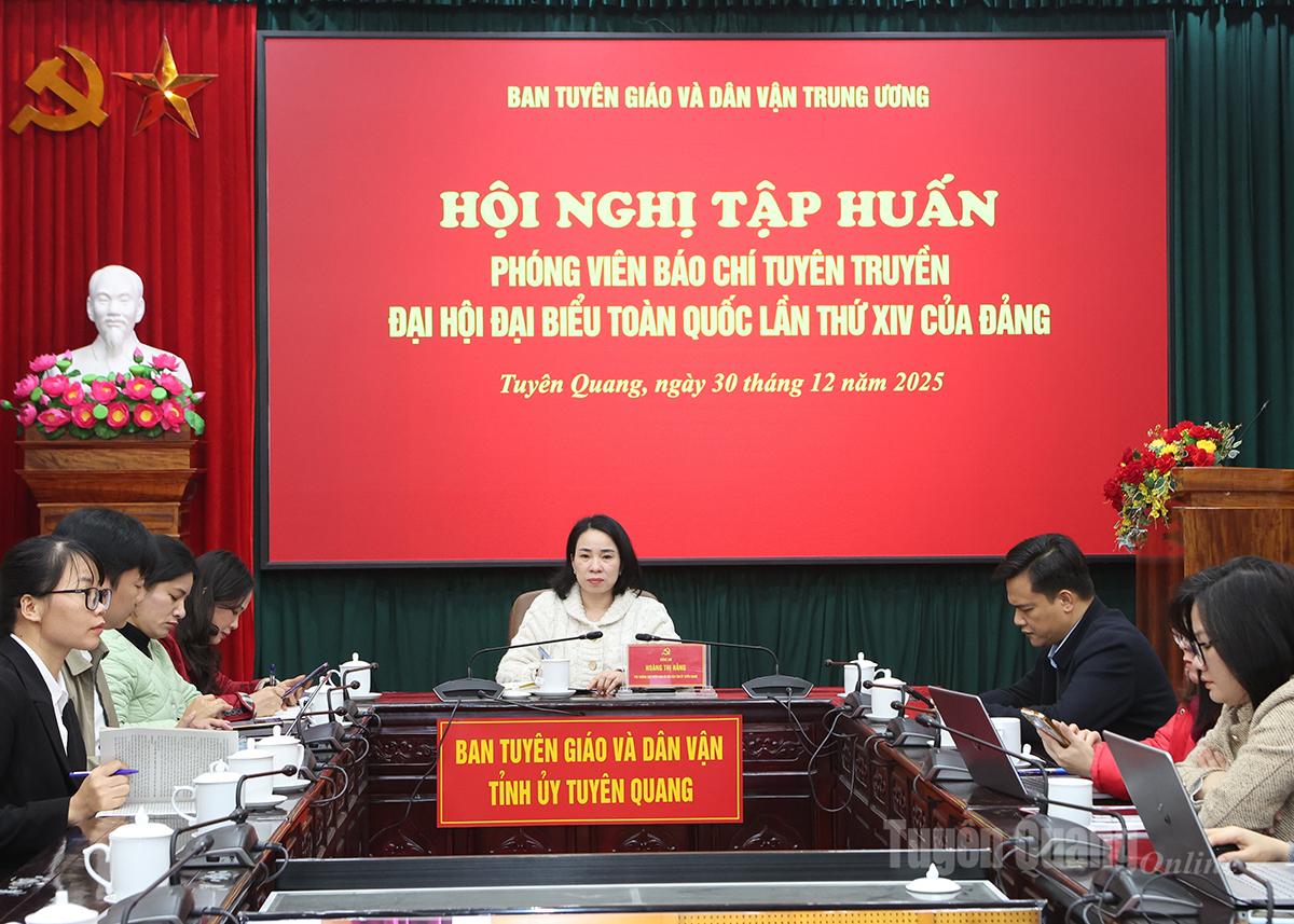 Toàn cảnh hội nghị tập huấn tại điểm cầu tỉnh Tuyên Quang.