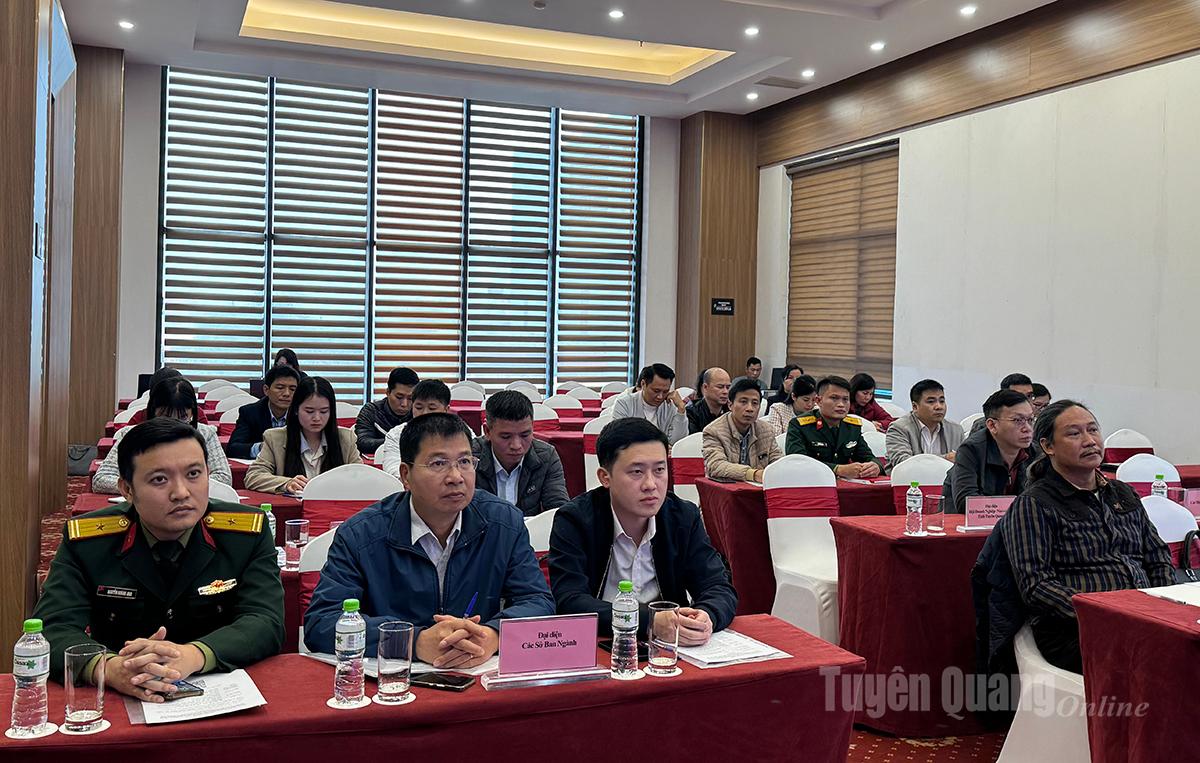 Đại biểu dự hội thảo.