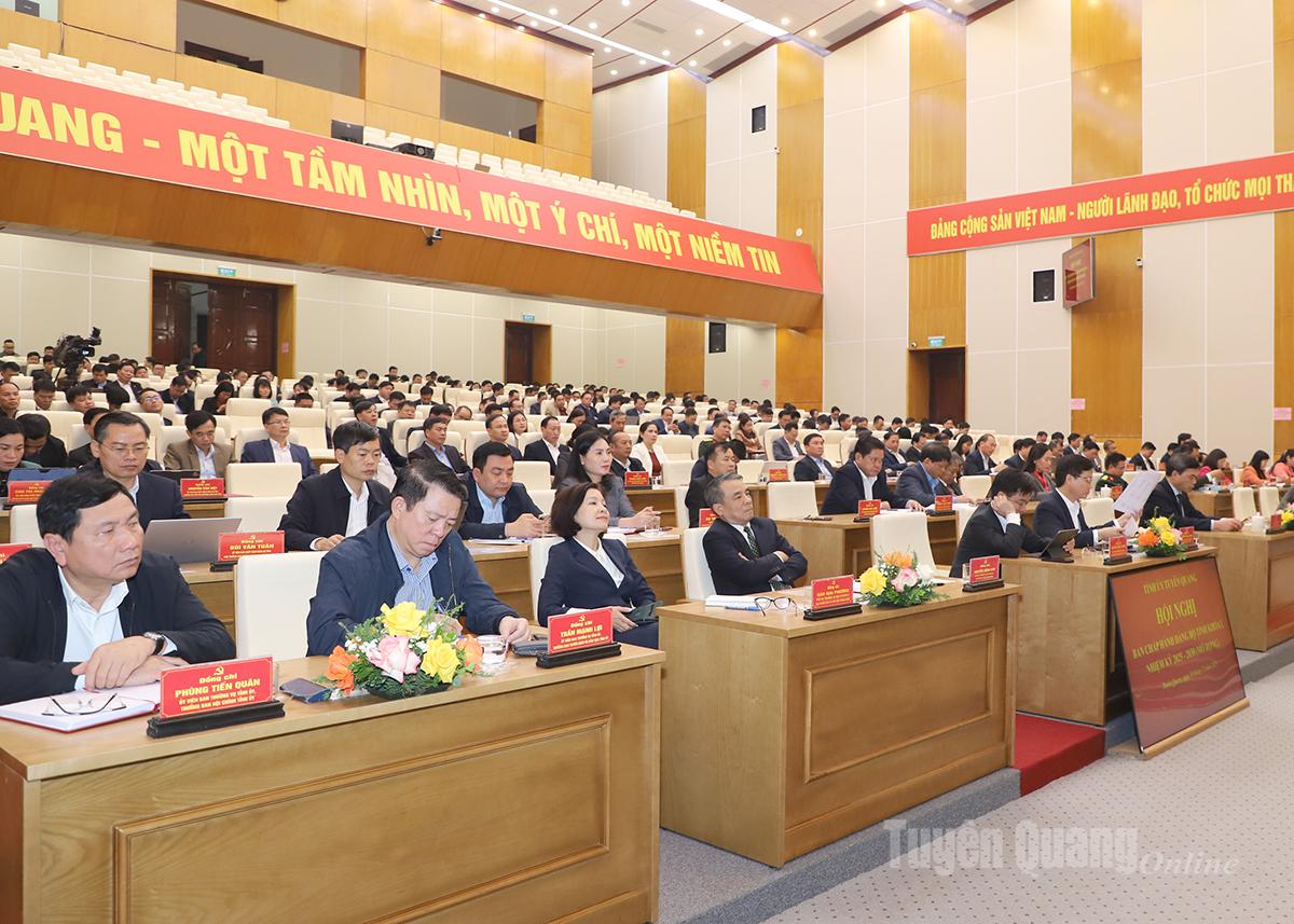 Quang cảnh hội nghị.