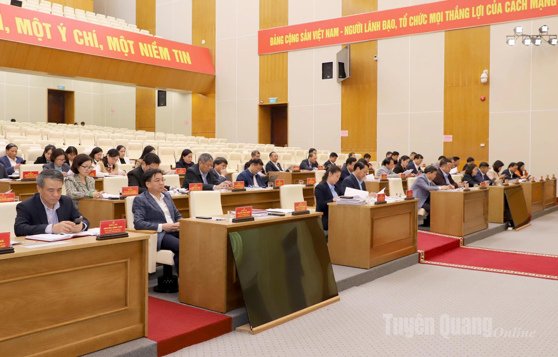 Quang cảnh hội nghị.