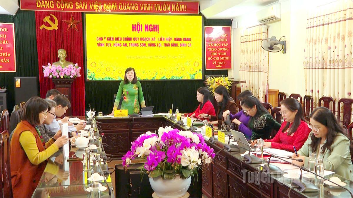 Đồng chí Phạm Thị Minh Xuân, Ủy viên Ban Thường vụ Tỉnh ủy, Phó Chủ tịch HĐND tỉnh chủ trì hội nghị.