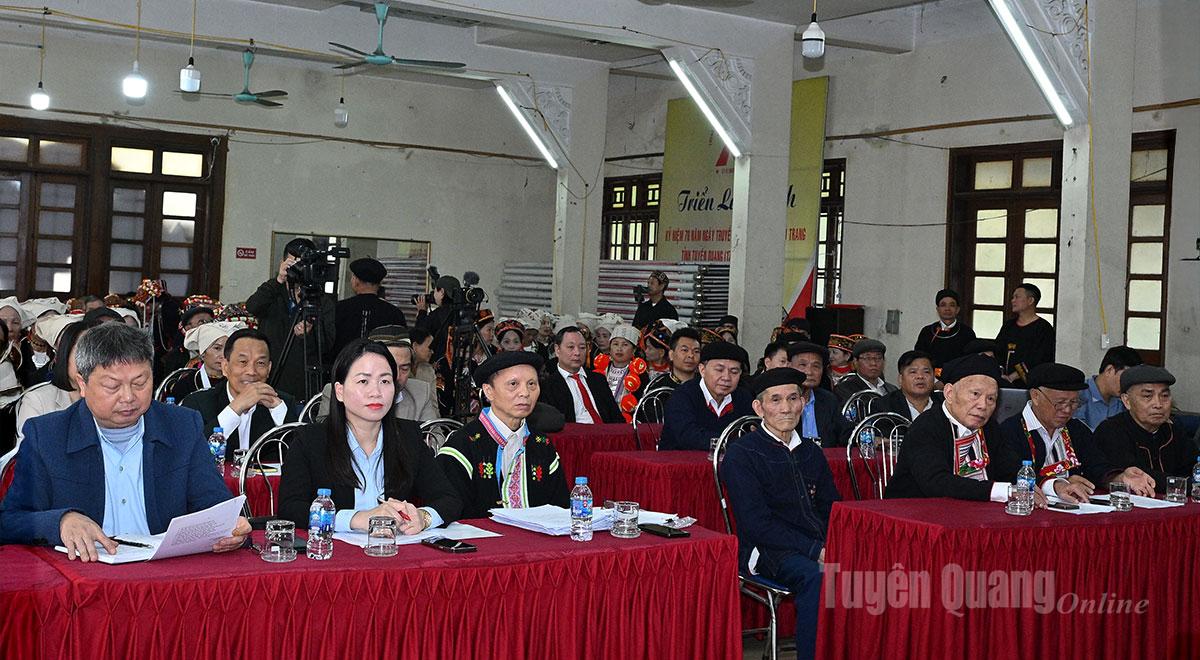 Các đại biểu dự buổi tổng kết.