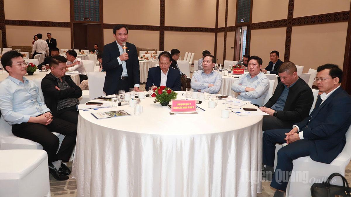 Đại diện lãnh đạo Ban Quản lý các khu công nghiệp và khu kinh tế các tỉnh tham dự hội nghị.