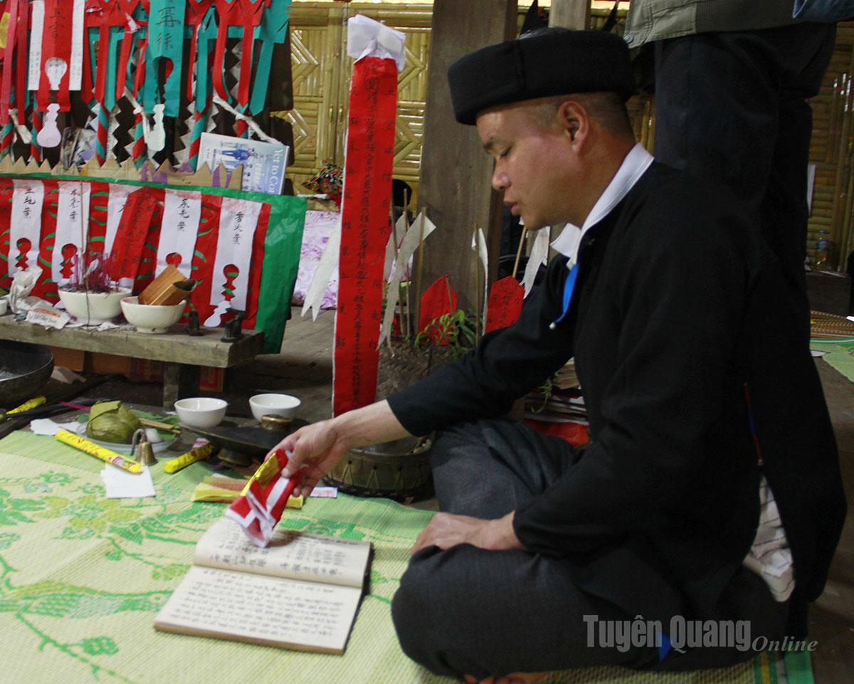 The shaman plays a central role throughout the entire ritual.