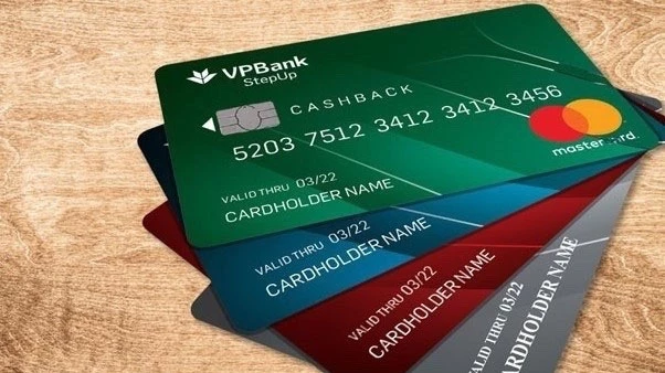 “Chiêu lừa” liên quan đến thẻ tín dụng