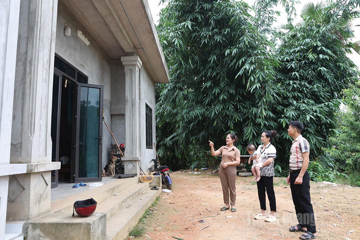 Người dân thôn Đá Trơn, xã Đông Thọ được hỗ trợ kinh phí xây nhà mới khang trang.