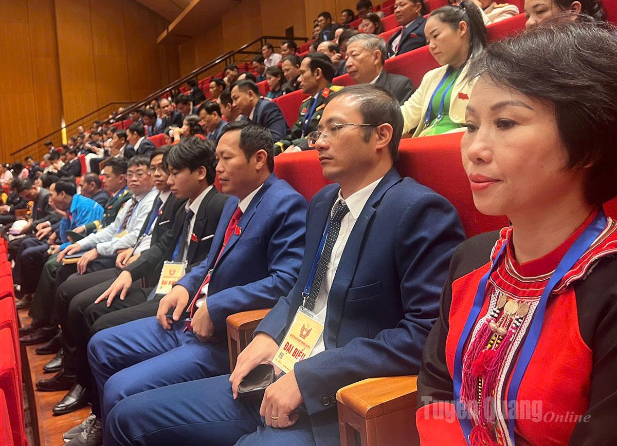 Các đại biểu tỉnh Tuyên Quang dự Đại hội.