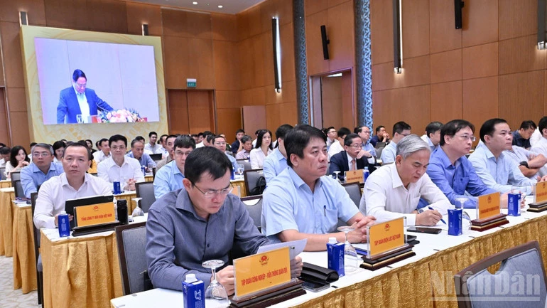 Các đại biểu tham dự Phiên họp. (Ảnh: Trần Hải)