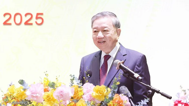 vna-potal-tong-bi-thu-to-lam-du-dai-hoi-dai-bieu-lan-thu-i-nhiem-ky-2025-2030-cua-dang-bo-xa-nghia-tru-8147595-6256.jpg