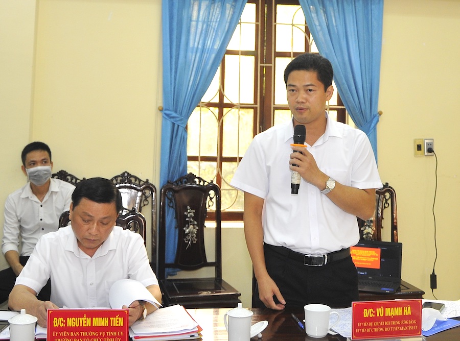 Trưởng Ban Tuyên giáo Tỉnh ủy Vũ Mạnh Hà đề nghị Sở Nông nghiệp và PTNT đẩy mạnh tuyên truyền tới đội ngũ cán bộ trong ngành về các nghị quyết, khâu đột phá theo Nghị quyết Đảng bộ tỉnh liên quan đến lĩnh vực nông nghiệp.
