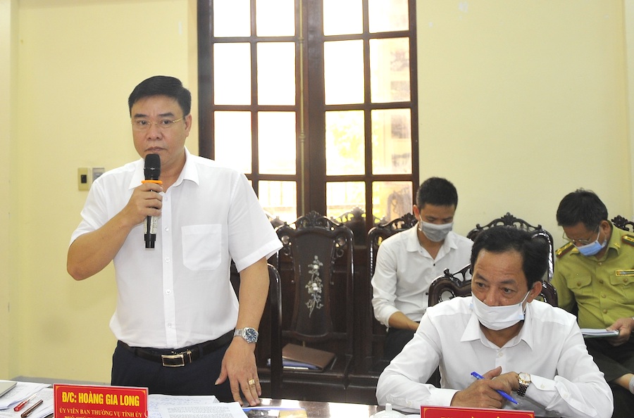 Phó Chủ tịch Thường trực UBND tỉnh Hoàng Gia Long đề nghị Sở Nông nghiệp và PTNT nỗ lực hoàn thành các chỉ tiêu năm 2021; quyết liệt khống chế dịch bệnh trên gia súc; hoàn thiện quy hoạch 3 loại rừng.