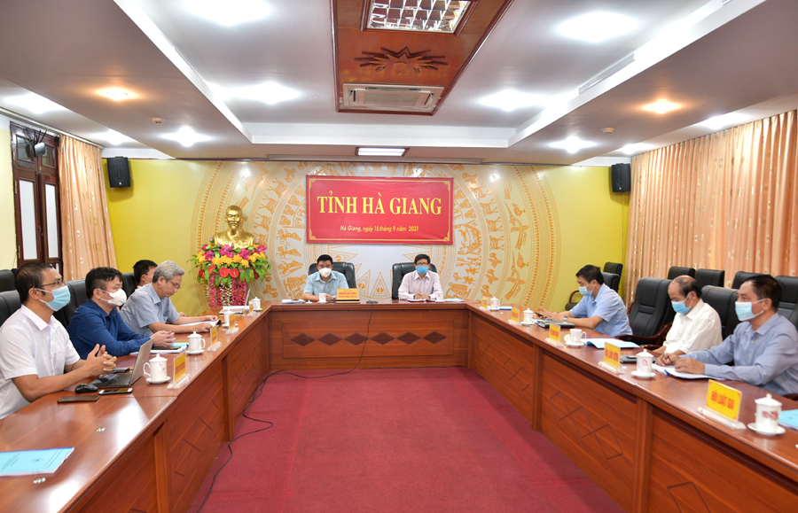 Toàn cảnh hội nghị đầu cầu tỉnh Hà Giang. 