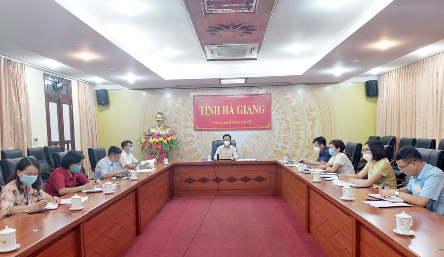 Các đại biểu dự hội nghị tại điểm cầu Hà Giang.