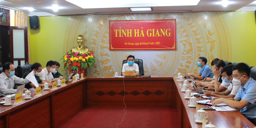 Các đại biểu dự hội nghị tại điểm cầu tỉnh ta