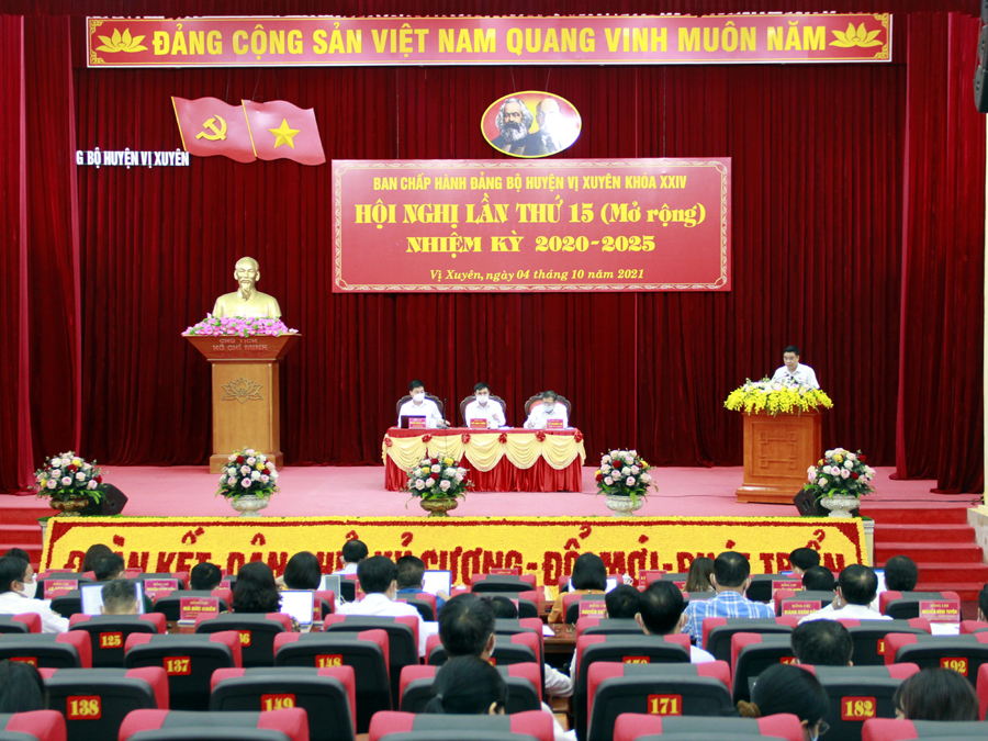 Toàn cảnh hội nghị.
