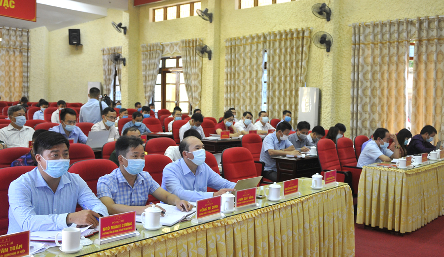 Các đại biểu dự hội nghị.