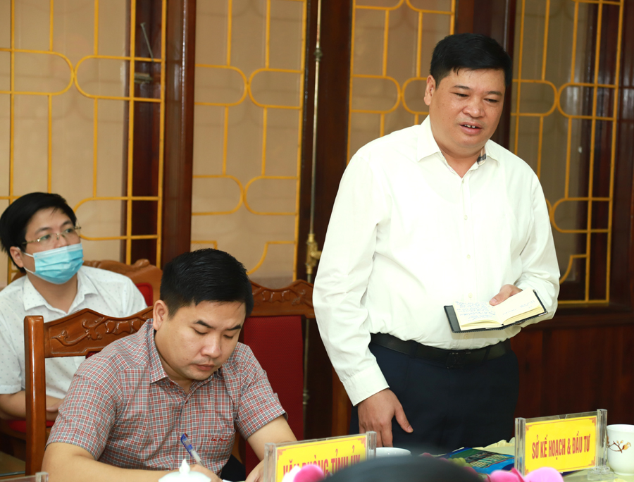 Giám đốc Sở Kế hoạch và Đầu tư Lương Văn Đoàn mong các doanh nghiệp tham gia chuyển đổi số trong doanh nghiệp; thường xuyên trao đổi với người đứng đầu các sở, ngành, các huyện thành phố về các vướng mắc trong đầu tư