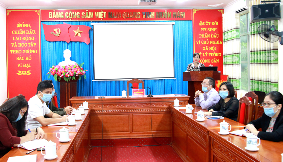 Các đại biểu dự hội nghị tại điểm cầu Ban Tuyên giáo Tỉnh ủy