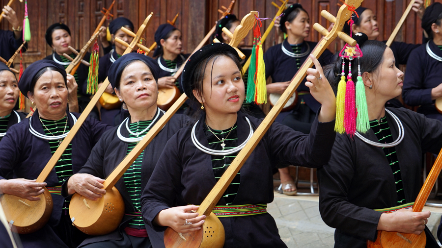 Lớp học là sự giao thoa giữa các thế hệ, cho thấy sức sống của loại hình nghệ thuật này.