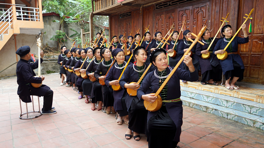 Lớp học là cầu nối đưa hát Then, đàn Tính đến gần hơn với cộng đồng, đặc biệt là thế hệ trẻ, giúp lưu giữ một trong những nét văn hóa đặc sắc nhất của đồng bào dân tộc Tày.