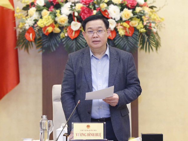 Chủ tịch Quốc hội Vương Đình Huệ kết luận buổi làm việc. 