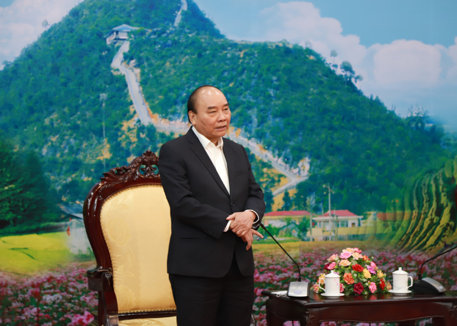 Chủ tịch nước Nguyễn Xuân Phúc phát biểu tại buổi gặp mặt lãnh đạo tỉnh.