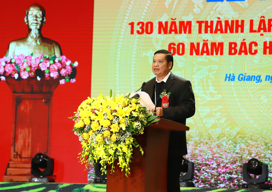 Nguyên Bí thư Tỉnh ủy Hoàng Minh Nhất phát biểu về điểm nhấn phát triển KT - XH của Hà Giang qua 130 năm thành lập tỉnh.