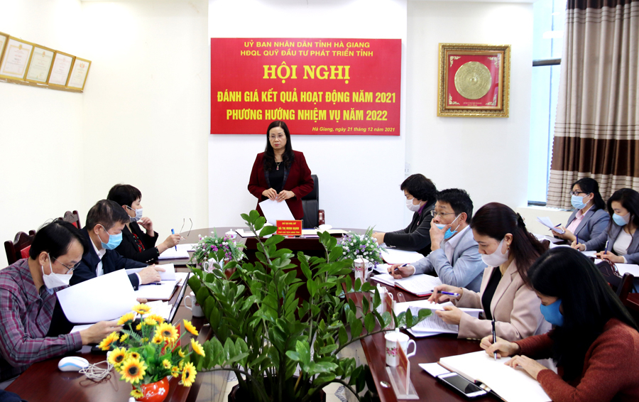 Phó Chủ tịch UBND tỉnh Hà Thị Minh Hạnh kết luận tại hội nghị.