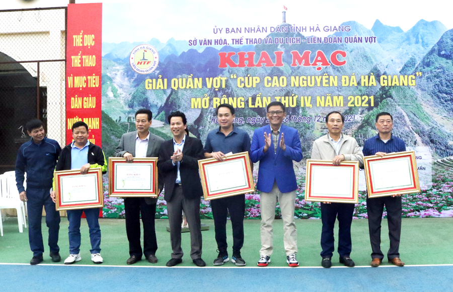 Hoạt động của giải thu hút các VĐV trong cả nước đến tham dự vừa tạo phong trào thể dục thể thao rộng lớn vừa góp phần quảng bá hình ảnh du lich Hà Giang với những bản sắc văn hóa độc đáo của 19 dân tộc anh em, cảnh quan thiên nhiên hùng vỹ tới du khách.
