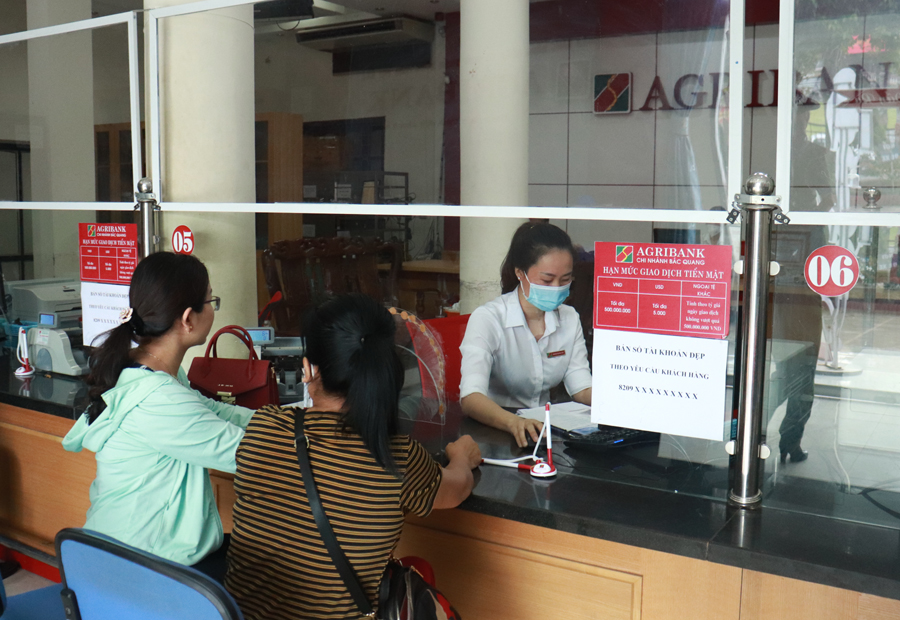 Các Ngân hàng trên địa bàn tỉnh đã có nhiều gói hỗ trợ cho tổ chức, cá nhân, khách hàng trong đợt dịch Covid -19