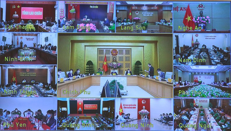 Phó Thủ tướng Chính phủ Vũ Đức Đam: Bộ Y tế, UBND các tỉnh, thành phố trực thuộc Trung ương thực hiện nghiêm Công điện số 1745/CĐ-TTg ngày 19/12/2021 của Thủ tướng Chính phủ về việc tăng cường công tác phòng, chống dịch COVID-19, kiểm soát biến chủng Omicron của virus SARS-CoV-2