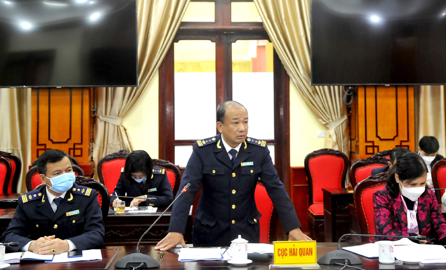 Lãnh đạo Cục Hải quan tỉnh cho biết ngay từ đầu năm 2022 sẽ tiếp tục tìm kiếm giải pháp tháo gỡ khó khăn trong hoạt động xuất, nhập khẩu.