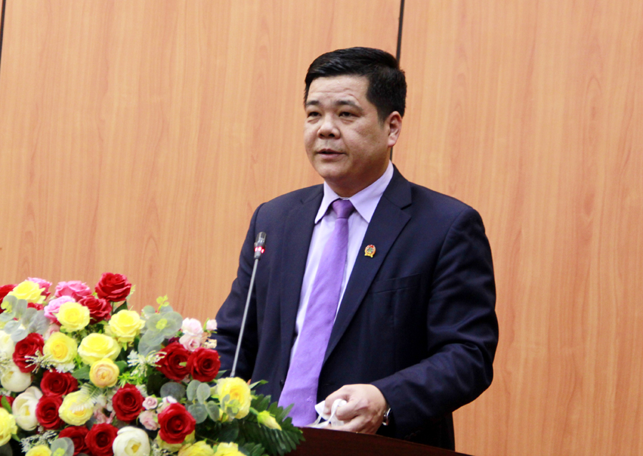 Chánh án TAND tỉnh Thân Quốc Hùng phát biểu tại hội nghị.