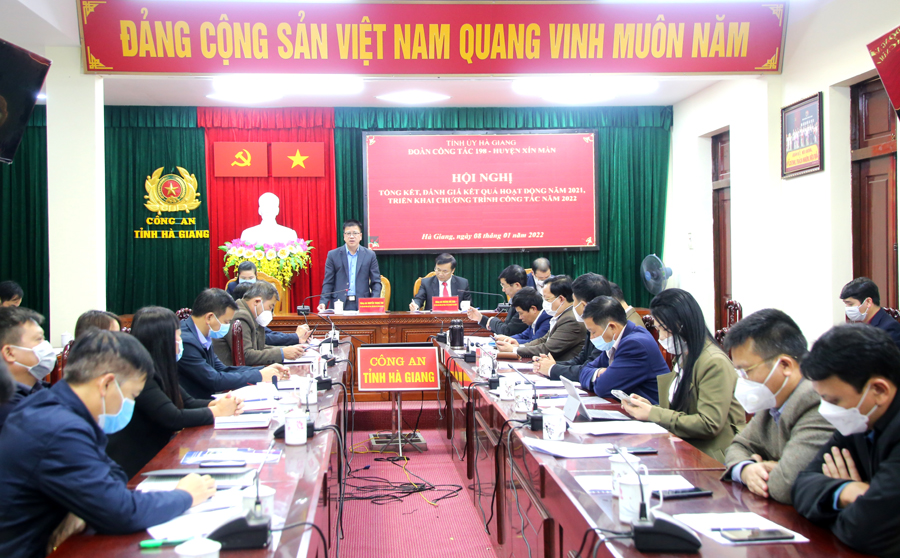 Toàn cảnh hội nghị.