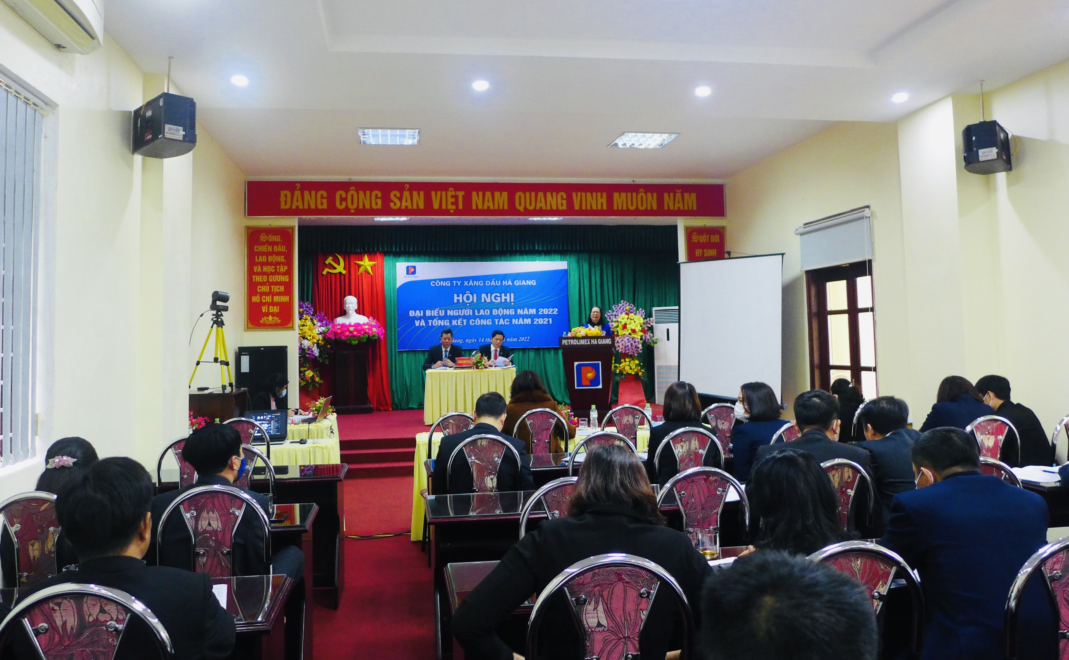 Toàn cảnh hội nghị