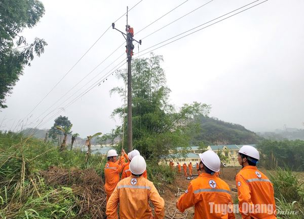 Công ty Điện lực Tuyên Quang đảm bảo cấp điện phục vụ nhân dân dịp nghỉ lễ Quốc khánh 2-9